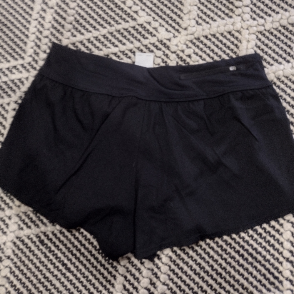 Nike women's shorts - Picture 4 of 4